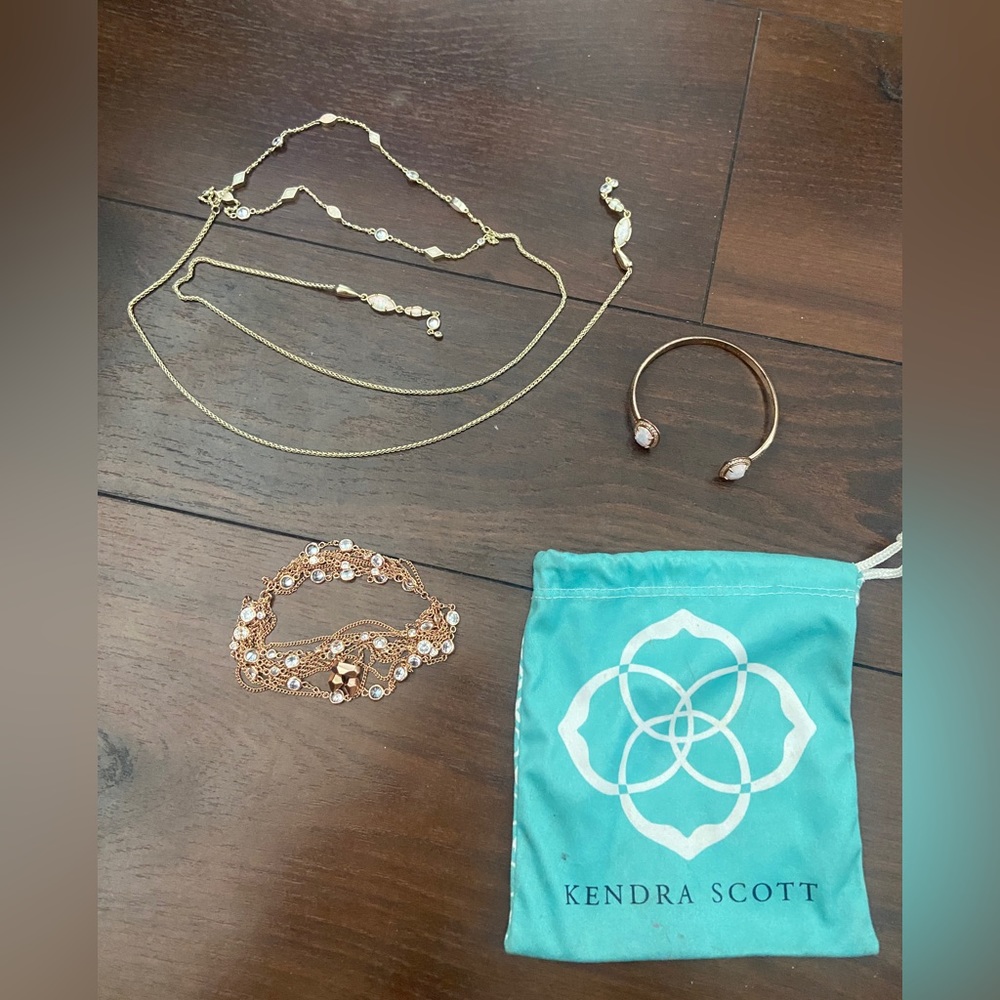 Set of 3 Kendra Scott bracelets and necklace